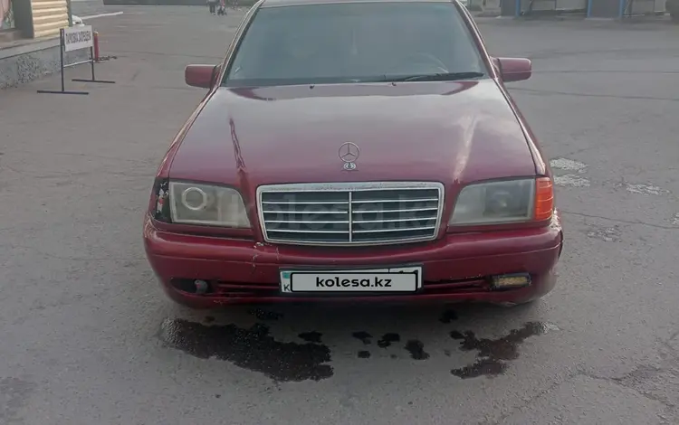 Mercedes-Benz C 200 1994 годаfor1 600 000 тг. в Астана