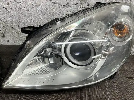 Фара левая Мерседес В170 W245 за 85 000 тг. в Алматы