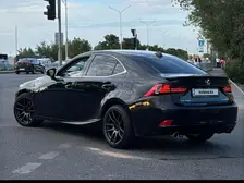Lexus is-250, 2014