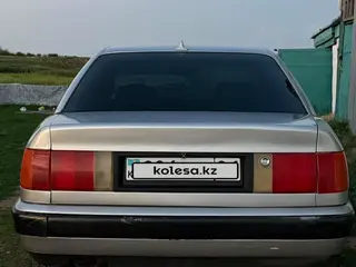 Audi 100