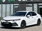 Toyota Camry 2022 года за 14 600 000 тг. в Актау