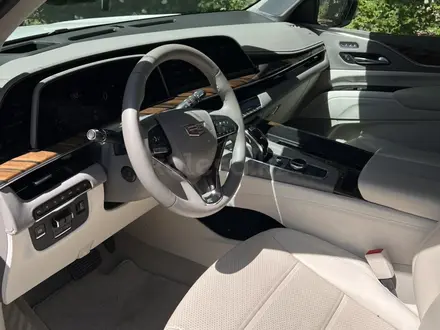 Cadillac Escalade 2023 года за 63 000 000 тг. в Алматы – фото 9