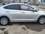 Hyundai Accent 2021 года за 8 500 000 тг. в Павлодар – фото 2