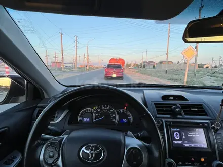 Toyota Camry 2014 года за 6 200 000 тг. в Жанаозен – фото 5