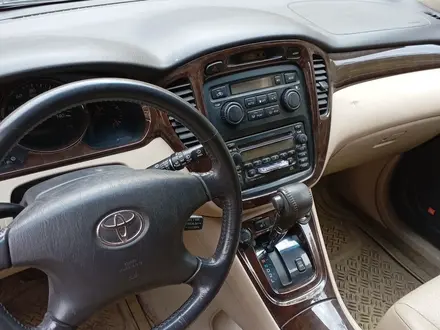 Toyota Highlander 2001 года за 7 700 000 тг. в Темиртау – фото 16