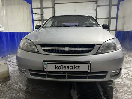 Chevrolet Lacetti 2004 года за 2 300 000 тг. в Костанай – фото 2