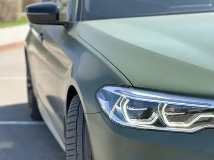 BMW 530 2018 года за 20 500 000 тг. в Астана – фото 2