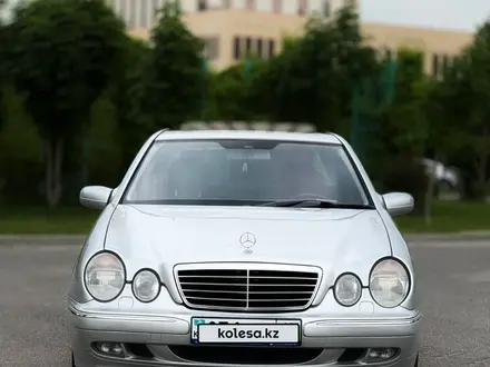 Mercedes-Benz E 320 2000 года за 6 200 000 тг. в Шымкент