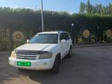Toyota Highlander 2001 годаүшін4 900 000 тг. в Караганда