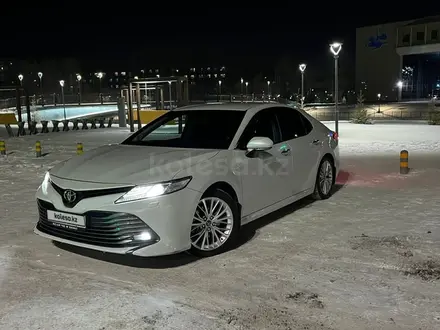 Toyota Camry 2018 года за 15 800 000 тг. в Астана – фото 6