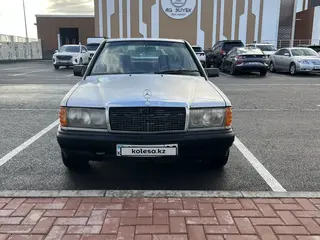 Mercedes-Benz 190