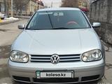 Volkswagen Golf 2001 годаfor3 700 000 тг. в Шымкент