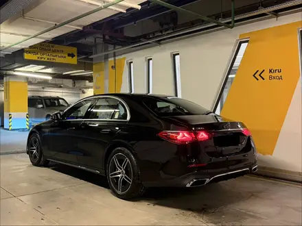 Mercedes-Benz E 300 2025 года за 44 900 000 тг. в Алматы – фото 11