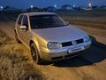 Volkswagen Golf 2001 года за 2 700 000 тг. в Актобе – фото 2