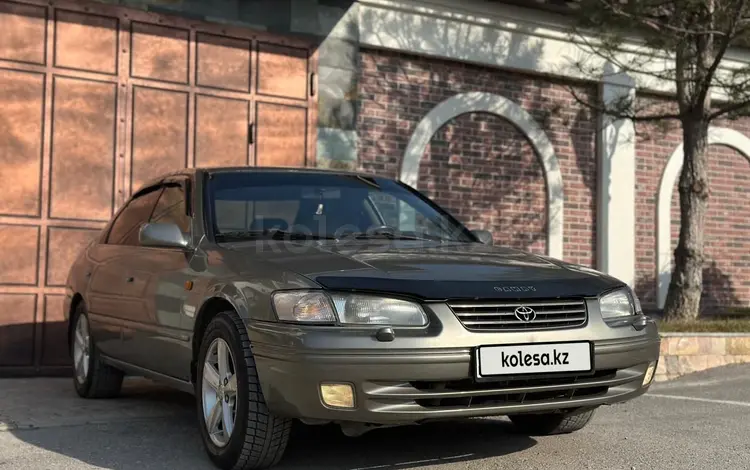 Toyota Camry 1998 годаfor3 800 000 тг. в Шымкент