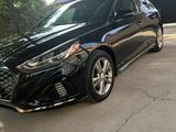 Hyundai Sonata 2017 годаүшін7 500 000 тг. в Шымкент – фото 2