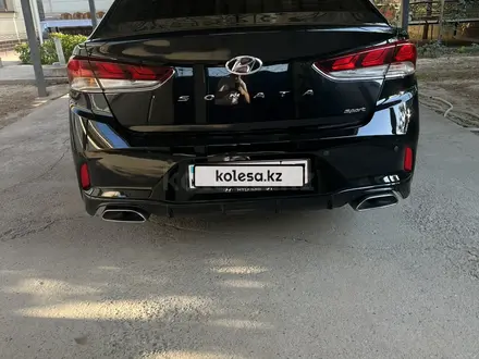 Hyundai Sonata 2017 года за 7 500 000 тг. в Шымкент – фото 4