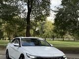 Hyundai Elantra 2024 годаүшін7 800 000 тг. в Алматы