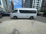 Toyota Hiace 2013 года за 13 500 000 тг. в Астана – фото 2