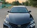 Toyota Camry 2018 года за 10 800 000 тг. в Уральск