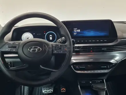 Hyundai Bayon 2023 года за 7 590 000 тг. в Алматы – фото 13