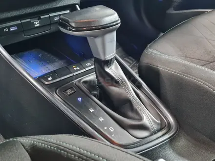 Hyundai Bayon 2023 года за 7 590 000 тг. в Алматы – фото 17