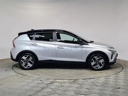 Hyundai Bayon 2023 года за 7 590 000 тг. в Алматы – фото 4