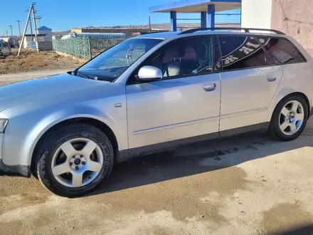 Audi A4 2002 года за 2 100 000 тг. в Актау – фото 2