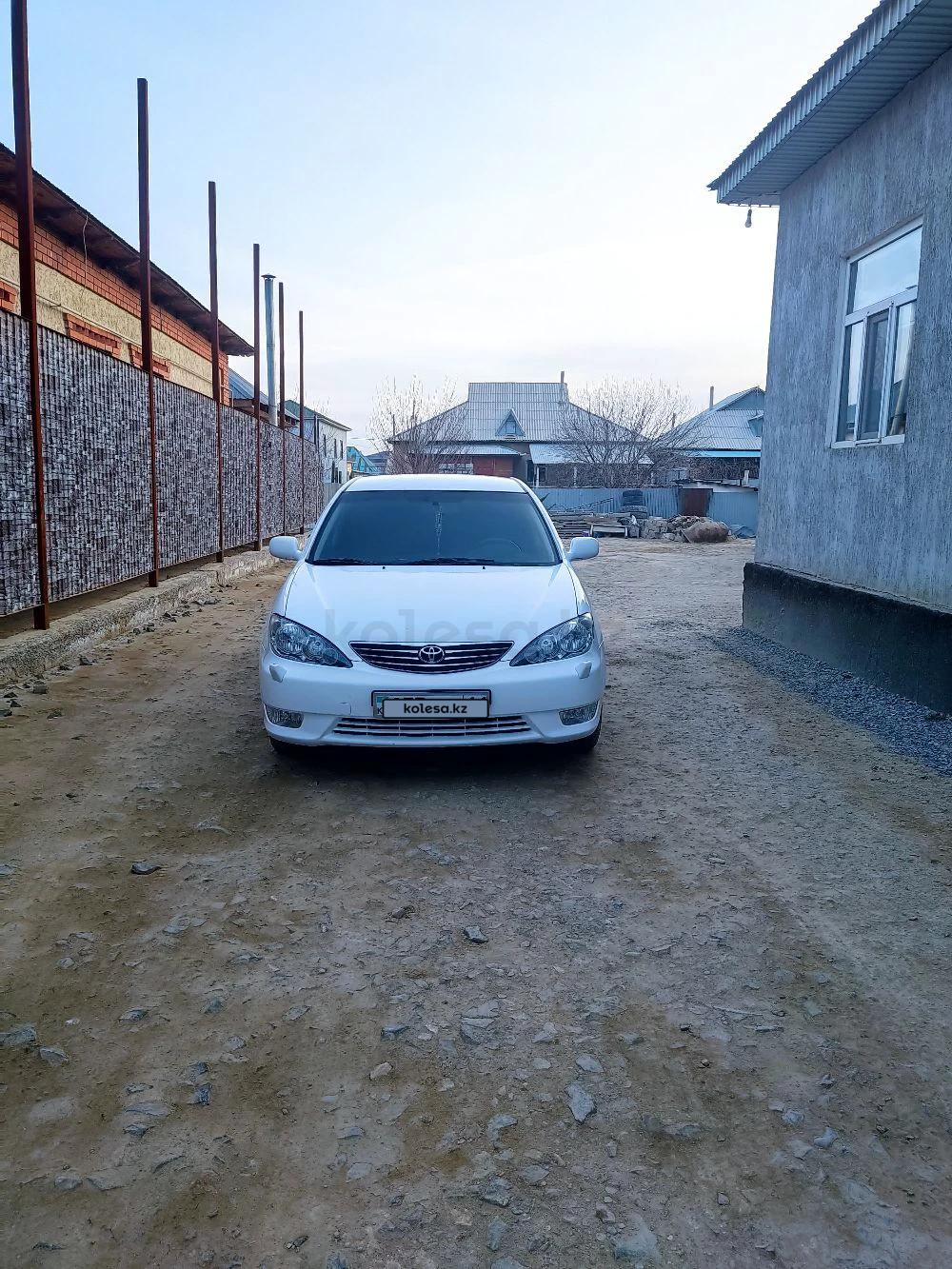 Toyota Camry 2005 г.