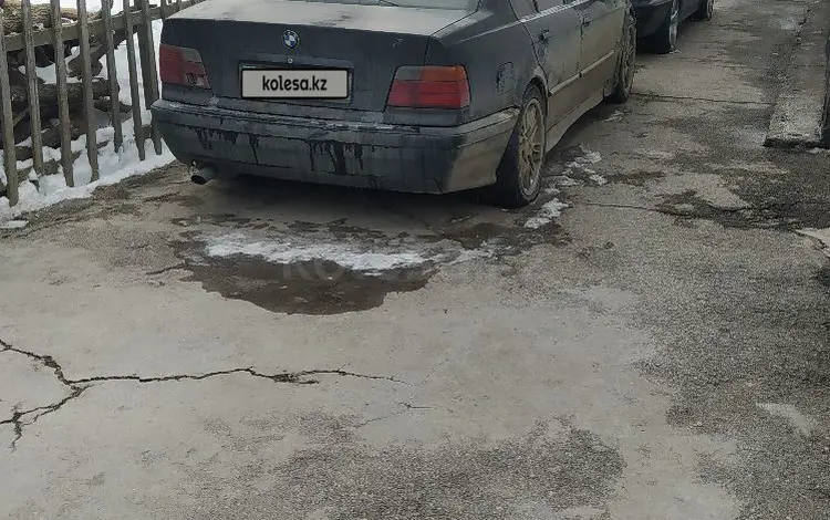 BMW 323 1993 года за 1 000 000 тг. в Алматы