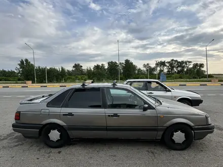 Volkswagen Passat 1990 года за 990 000 тг. в Караганда – фото 4