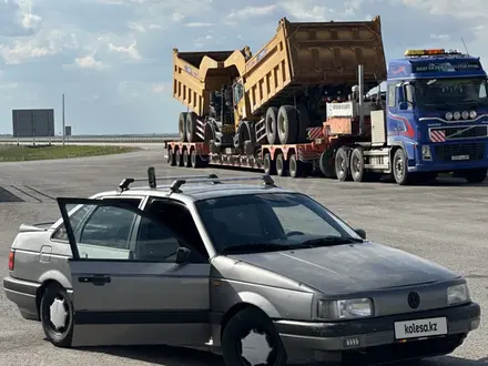 Volkswagen Passat 1990 года за 990 000 тг. в Караганда
