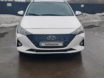 Hyundai Accent 2021 года за 6 800 000 тг. в Усть-Каменогорск