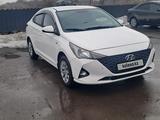 Hyundai Accent 2021 года за 7 800 000 тг. в Усть-Каменогорск – фото 2