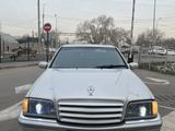 Mercedes-Benz C 230 2000 года за 2 400 000 тг. в Алматы