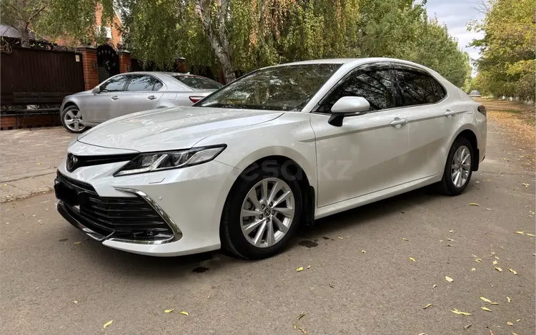 Toyota Camry 2023 годаүшін15 800 000 тг. в Уральск
