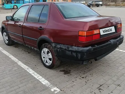 Volkswagen Vento 1993 года за 1 250 000 тг. в Караганда – фото 3