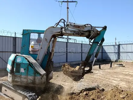 Komatsu  PC28UU 1998 года за 5 200 000 тг. в Алматы