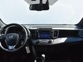 Toyota RAV4 2018 года за 10 000 000 тг. в Атырау – фото 9