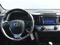 Toyota RAV4 2018 года за 10 000 000 тг. в Атырау – фото 10