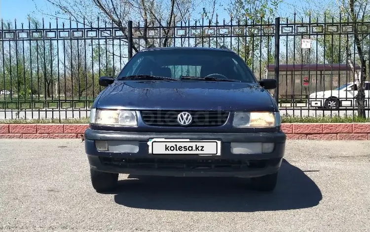 Volkswagen Passat 1995 годаүшін1 650 000 тг. в Тараз