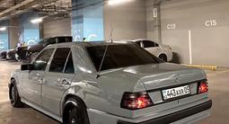 Бампер AMG Gen 1 на Mercedes W124 за 35 000 тг. в Караганда – фото 3