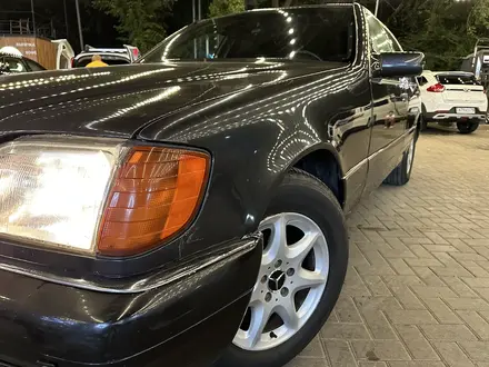 Mercedes-Benz S 320 1995 года за 3 000 000 тг. в Алматы – фото 4