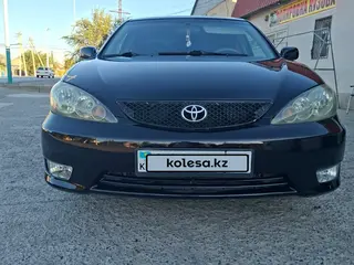 Toyota Camry, 2005