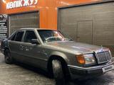 Mercedes-Benz E 260 1989 годаүшін1 400 000 тг. в Талдыкорган – фото 4