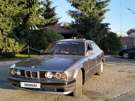 BMW 520 1993 года за 1 150 000 тг. в Алматы