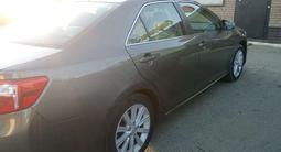 Toyota Camry 2014 года за 5 800 000 тг. в Уральск – фото 3