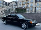 Mercedes-Benz E 220 1993 годаүшін4 000 000 тг. в Караганда – фото 2