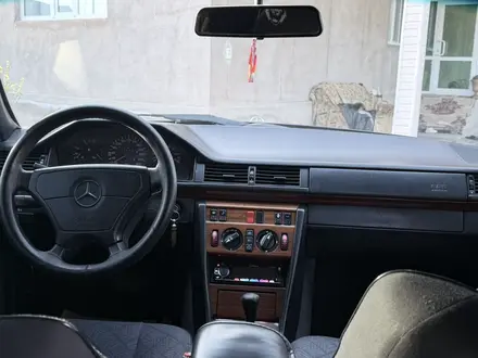 Mercedes-Benz E 280 1995 года за 3 000 000 тг. в Тараз – фото 3