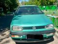 Volkswagen Golf 1995 года за 1 580 000 тг. в Астана